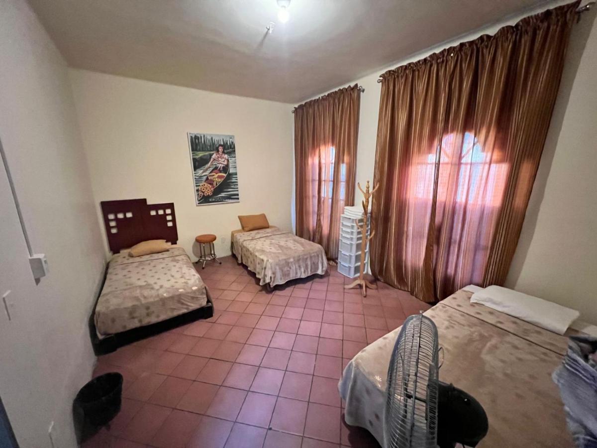 Hostal Santuario De Las Libelulas Guadalajara Esterno foto
